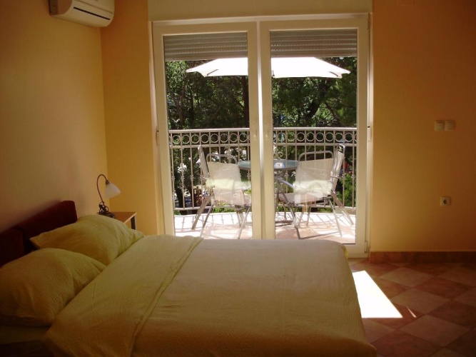 Studio with sea view