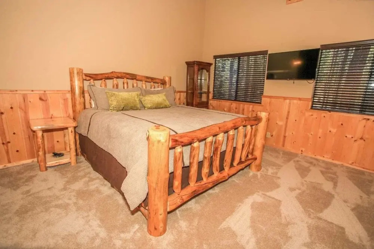 Summit Lodge 1&2
