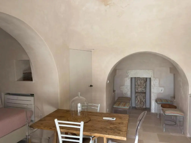 Ostuni Mirror Trullo And Mirror House