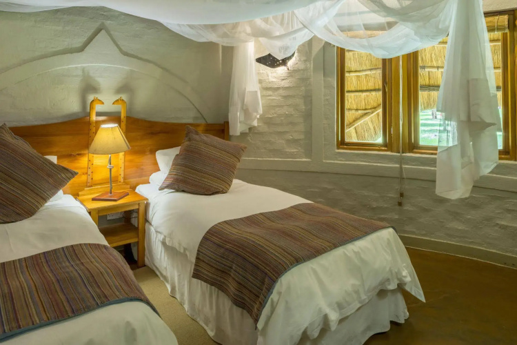 Lokuthula Lodges