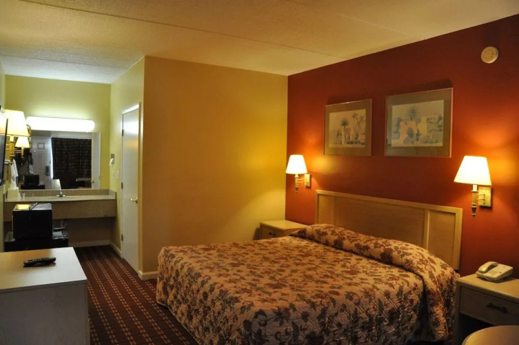 Best Rest Inn