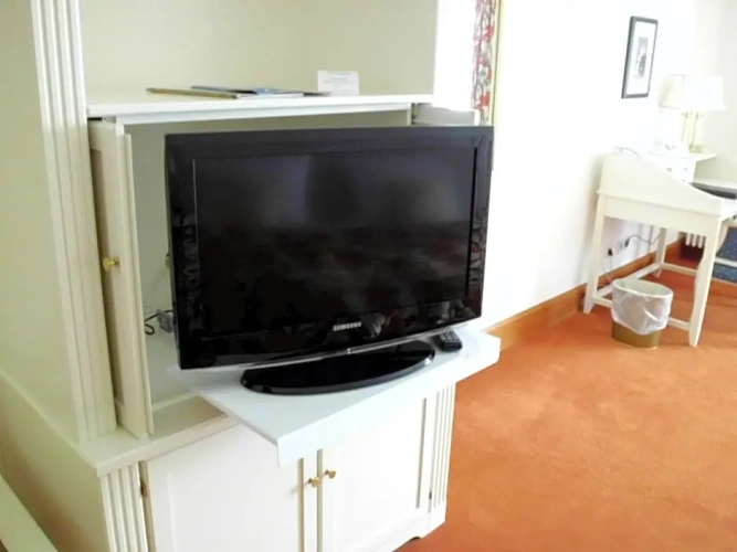 Comfort room