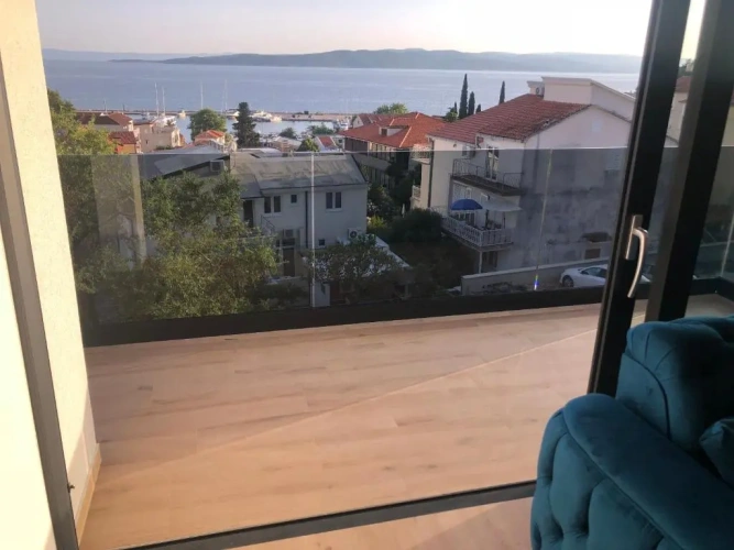Apartment with view