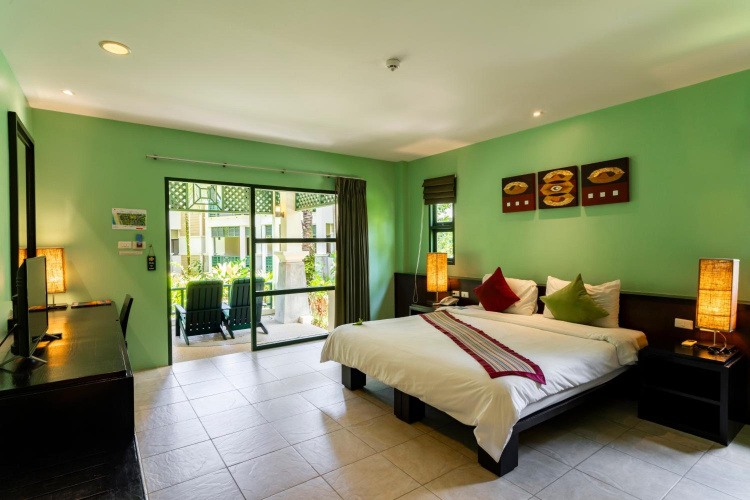 Baan Khaolak Beach Resort