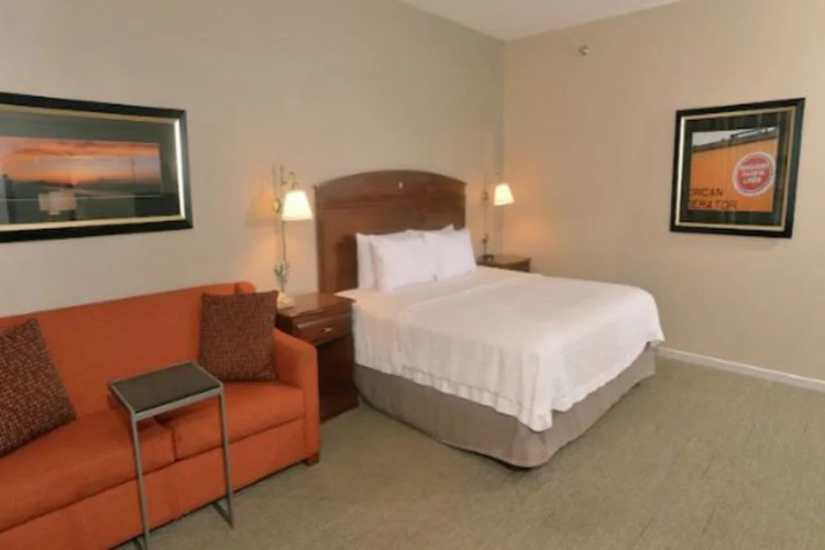 Hampton Inn Springfield-South