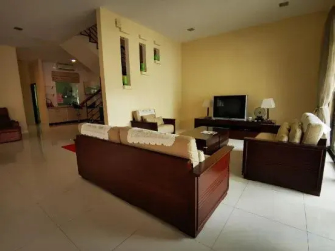 Natol Homestay - Sydney Batu Kawa Mjc New Townships