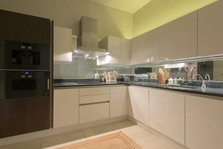 The Luxe Whitehall Duplex Apartment