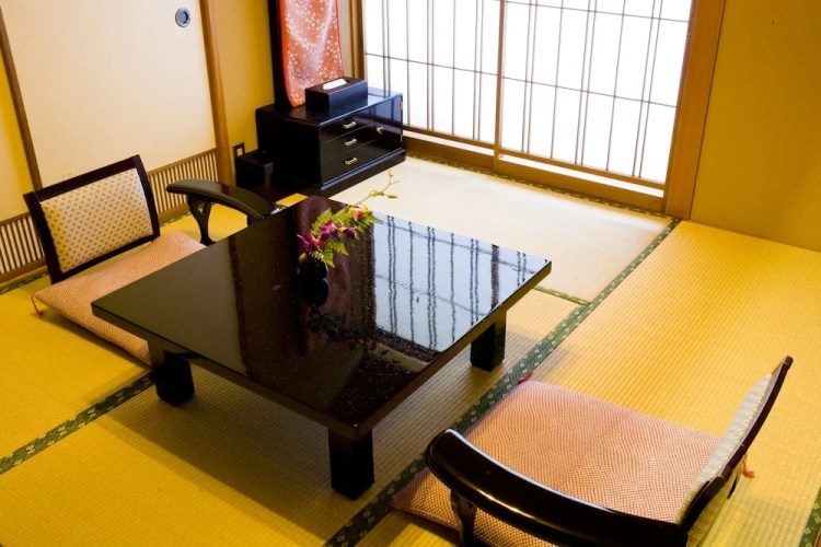 Standard room with partial ocean view