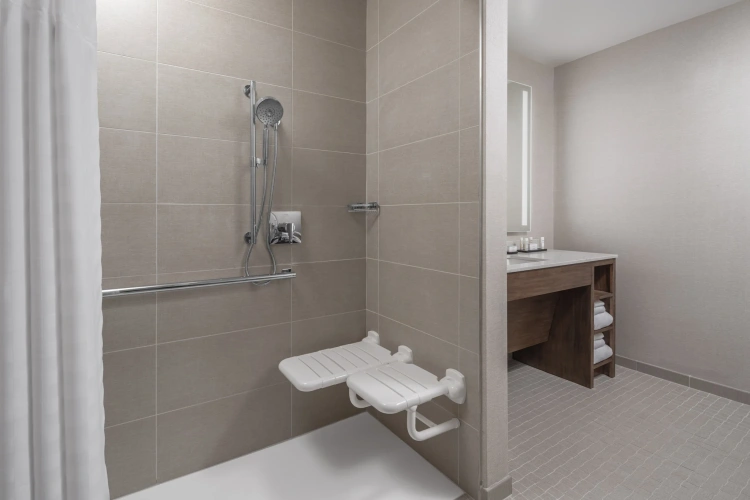 2 Bedrooms Suite