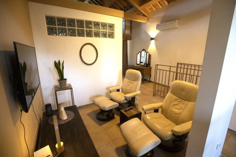 Grand room