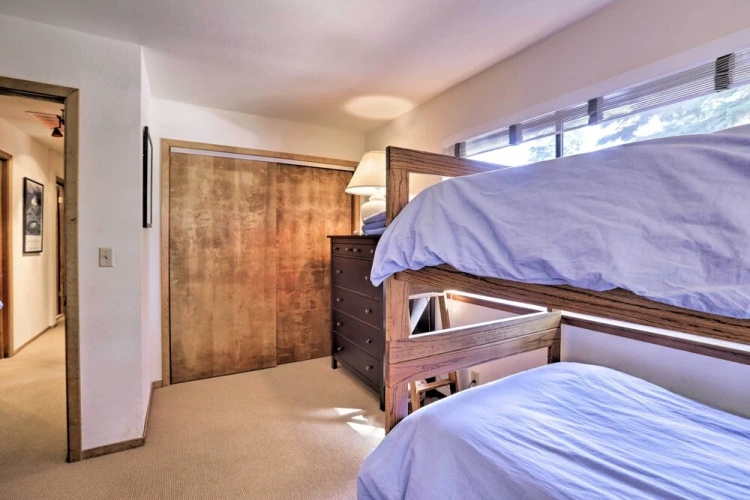 6 Bedrooms Cottage