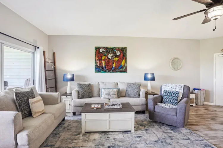 Mariner's Pointe 701
