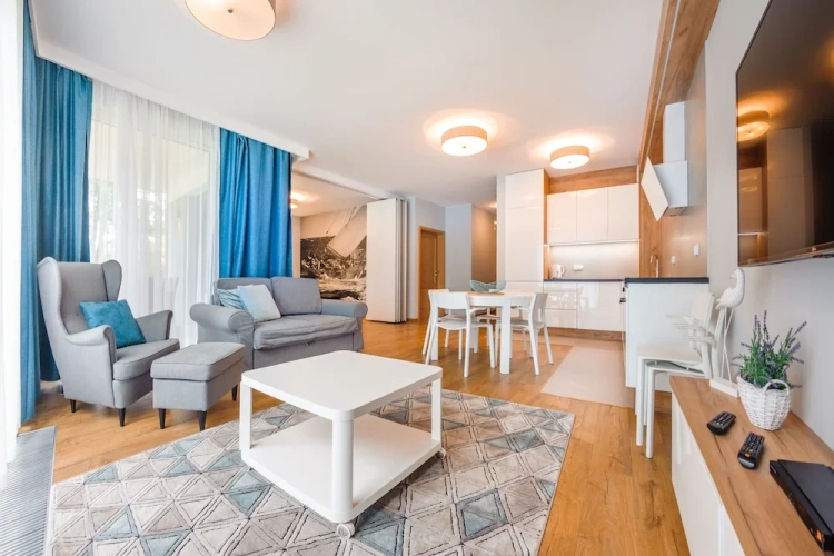 Apartment with balcony