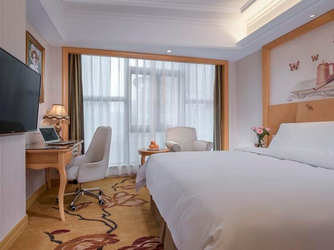 Deluxe Double room with view