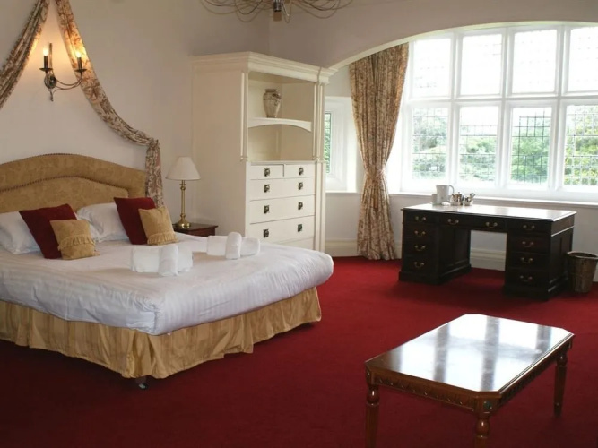 Caer Rhun Hall Hotel
