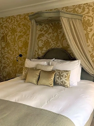 Executive Double Suite