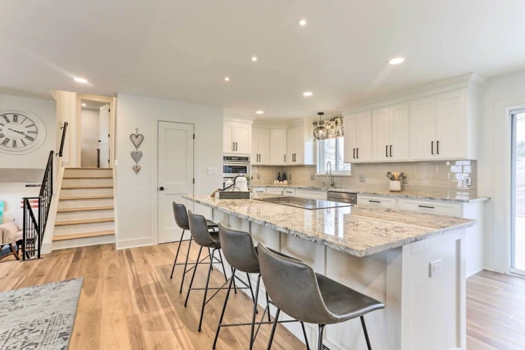 3 Bedrooms Cottage