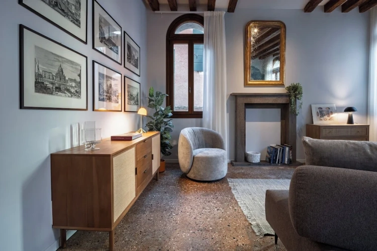 Luxury Apartment
