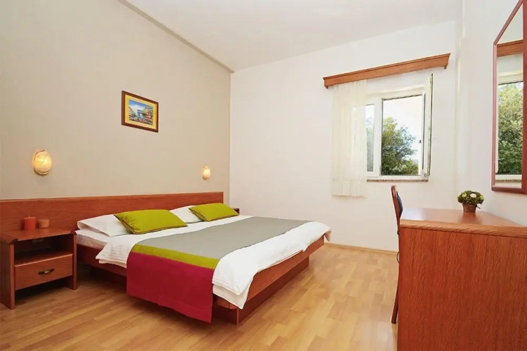 3 Bedrooms Comfort Apartment with balcony and beachfront