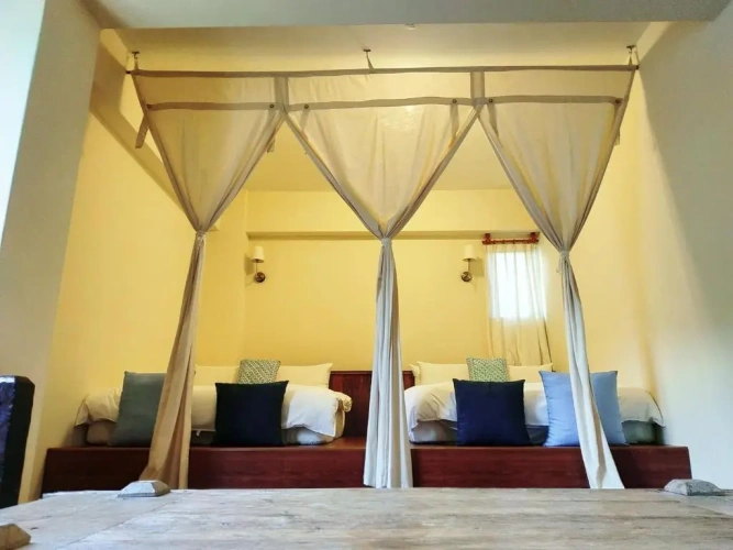 Standard Quadruple room with view