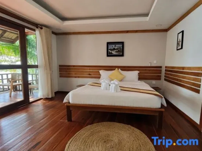 Double Bungalow with sea view