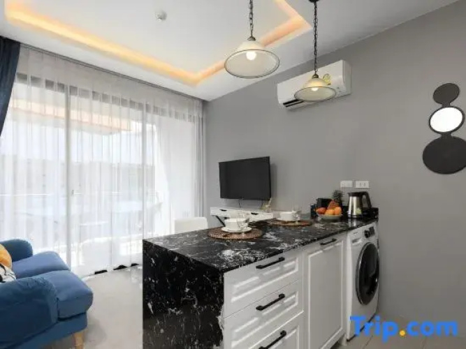 Nice Sea View Apartments, 5 min to Surin beach