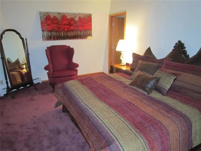 6 Bedrooms Chalet