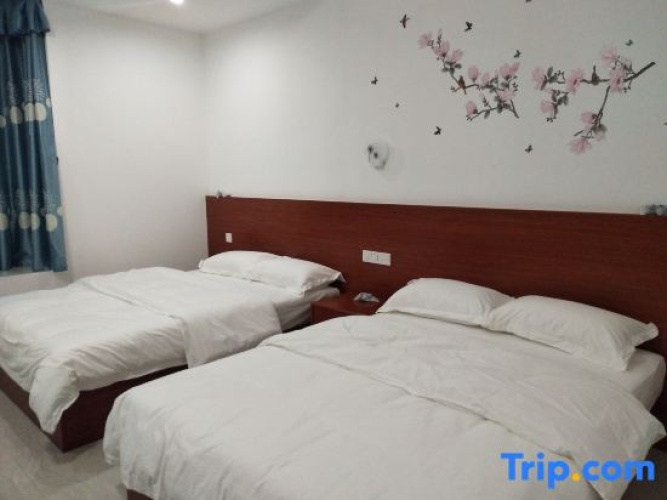 Comfort Twin room with garden view