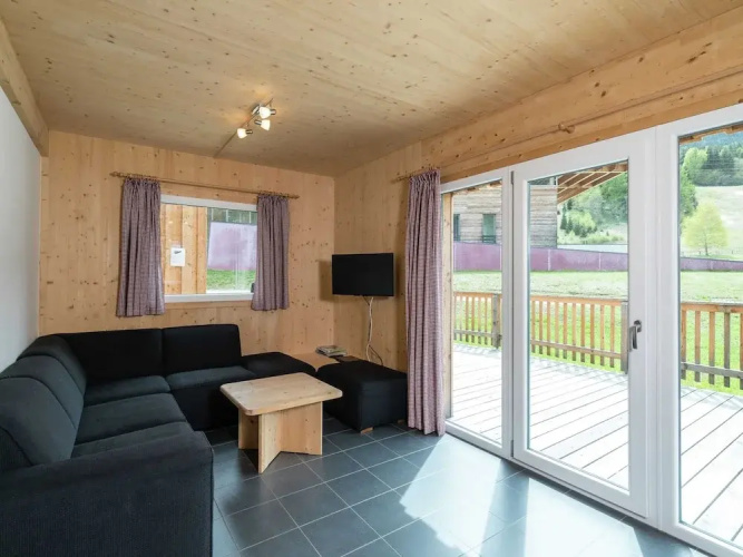 Chalet With Whirlpool tub