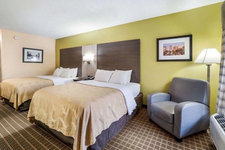 Standard Quadruple room
