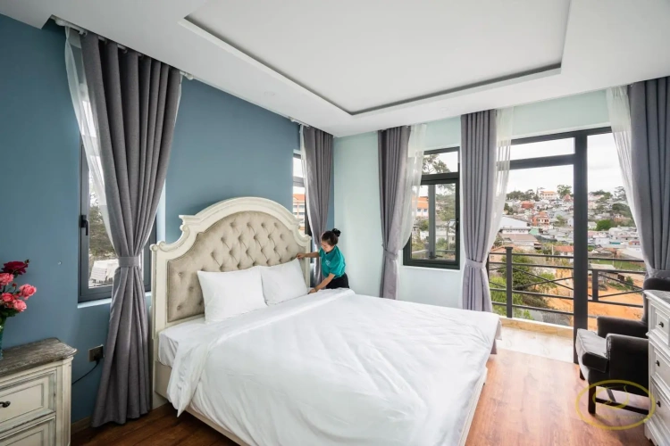 Quadruple Suite with balcony and with garden view