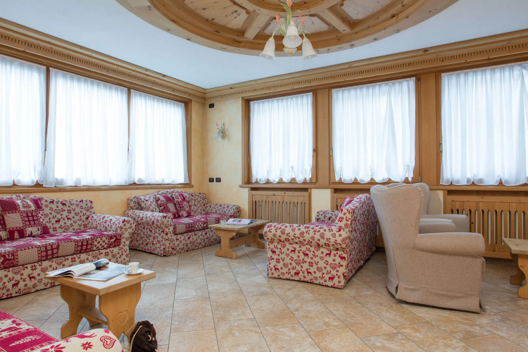 Alba Alpine Hotel