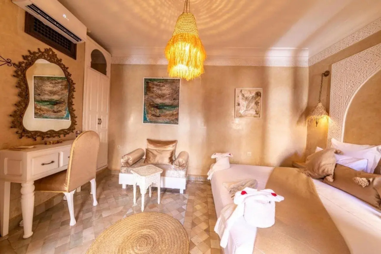 Riad 7 Saints