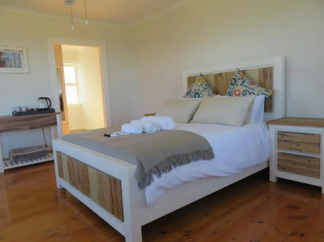 Standard Double room with sea view