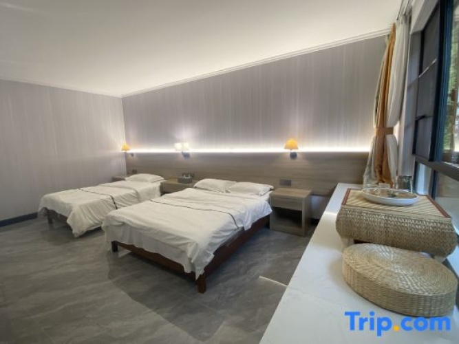 Standard Double room with garden view