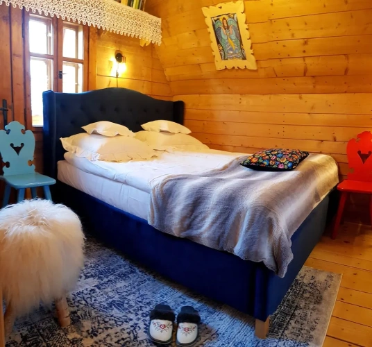 6 Bedrooms Bed in Dorm with balcony and with mountain view