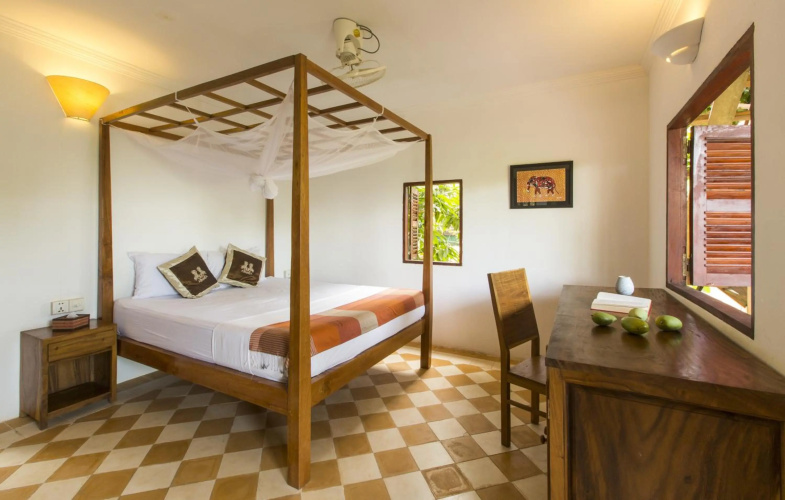 Champa Lodge