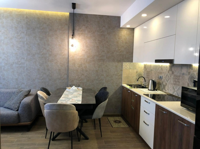 Sunrise Apartments