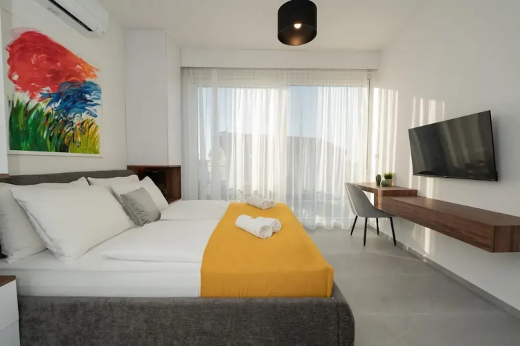Villa Cataleya with private heated pool