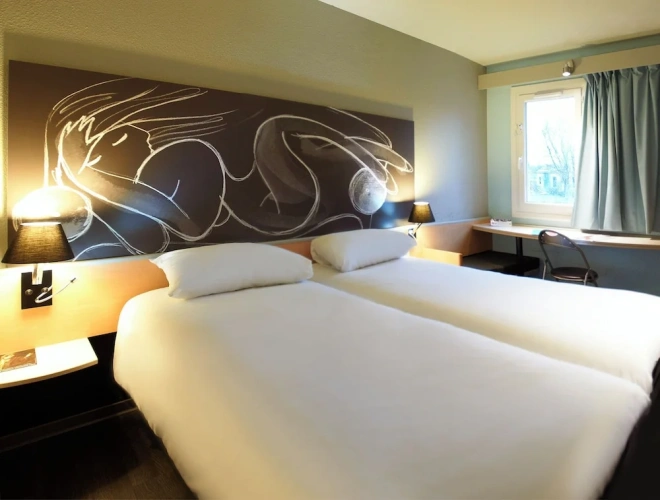 Standard Twin room