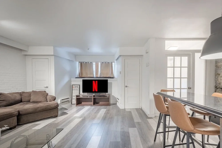 1 Bedroom Apartment