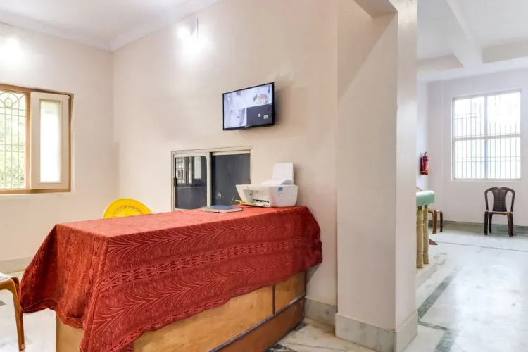 SPOT ON 46554 Hotel Bhawani Palace