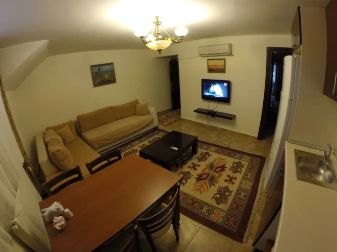 Economy Suite