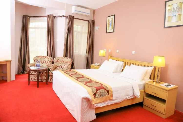 Hotel 7 Seasons