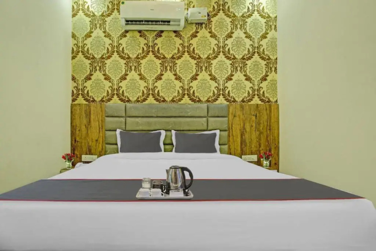 Collection O 92510 Rd Hotel