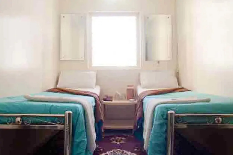 Hotel New India
