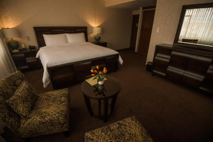 Roles Hotel