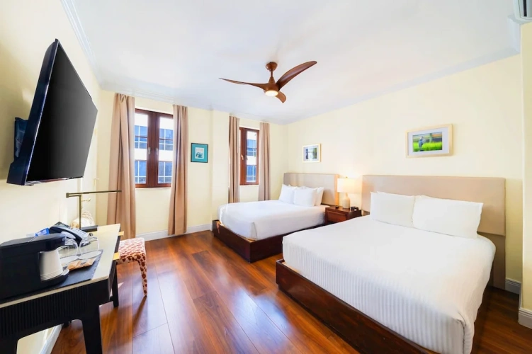 Deluxe Quadruple room
