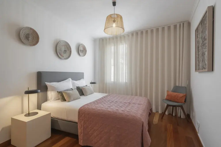 Duplex With sea and Mountain Views, Casa do Castelo