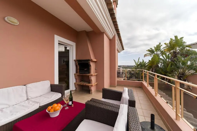 812 Quinta Marina